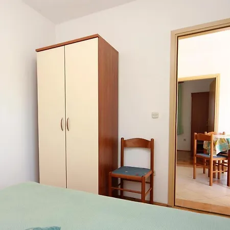 Lukoran 836a Apartment *